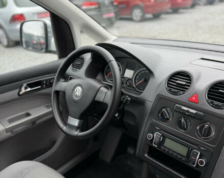 Сірий Фольксваген Кадді, об'ємом двигуна 1.9 л та пробігом 275 тис. км за 10850 $, фото 110 на Automoto.ua