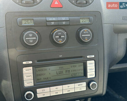 Серый Фольксваген Кадди, объемом двигателя 1.4 л и пробегом 166 тыс. км за 8200 $, фото 9 на Automoto.ua