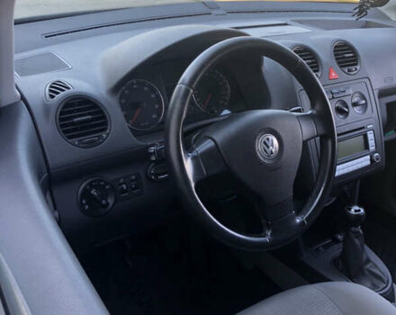 Сірий Фольксваген Кадді, об'ємом двигуна 1.6 л та пробігом 205 тис. км за 9000 $, фото 10 на Automoto.ua