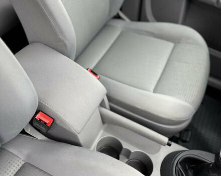 Сірий Фольксваген Кадді, об'ємом двигуна 1.9 л та пробігом 275 тис. км за 10850 $, фото 109 на Automoto.ua