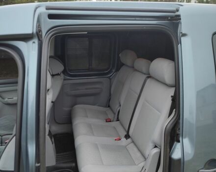 Серый Фольксваген Кадди, объемом двигателя 1.6 л и пробегом 178 тыс. км за 7000 $, фото 8 на Automoto.ua