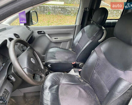 Серый Фольксваген Кадди, объемом двигателя 1.9 л и пробегом 298 тыс. км за 6500 $, фото 3 на Automoto.ua