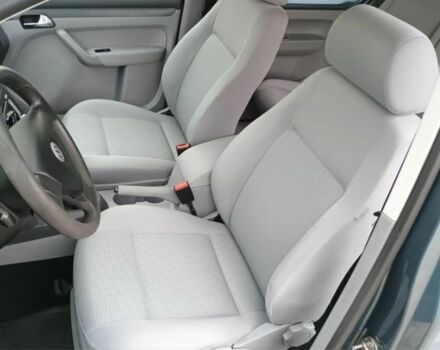 Серый Фольксваген Кадди, объемом двигателя 1.9 л и пробегом 254 тыс. км за 4100 $, фото 12 на Automoto.ua