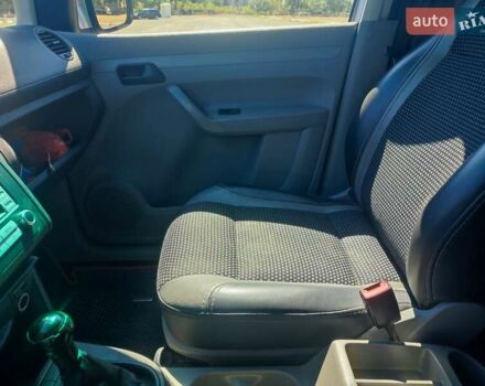 Серый Фольксваген Кадди, объемом двигателя 1.9 л и пробегом 320 тыс. км за 8200 $, фото 5 на Automoto.ua