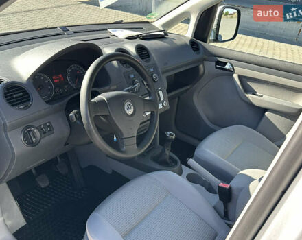 Серый Фольксваген Кадди, объемом двигателя 1.4 л и пробегом 166 тыс. км за 8200 $, фото 12 на Automoto.ua