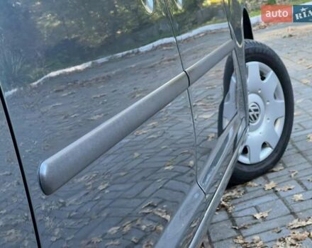 Сірий Фольксваген Кадді, об'ємом двигуна 1.6 л та пробігом 240 тис. км за 9000 $, фото 6 на Automoto.ua