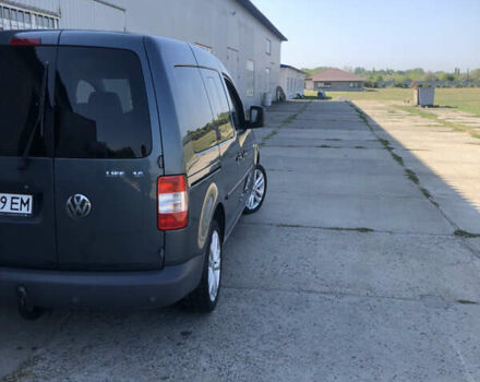 Сірий Фольксваген Кадді, об'ємом двигуна 1.6 л та пробігом 205 тис. км за 9000 $, фото 5 на Automoto.ua