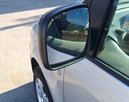 Сірий Фольксваген Кадді, об'ємом двигуна 1.9 л та пробігом 277 тис. км за 8500 $, фото 6 на Automoto.ua