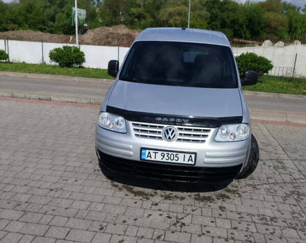 Серый Фольксваген Кадди, объемом двигателя 1.97 л и пробегом 380 тыс. км за 5700 $, фото 1 на Automoto.ua