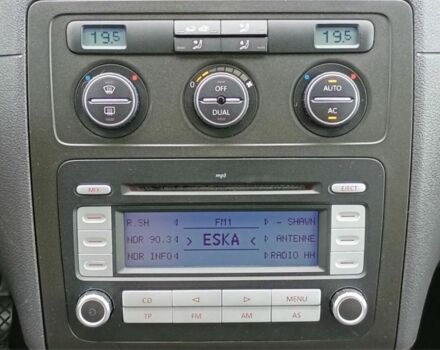 Серый Фольксваген Кадди, объемом двигателя 1.9 л и пробегом 254 тыс. км за 4100 $, фото 18 на Automoto.ua