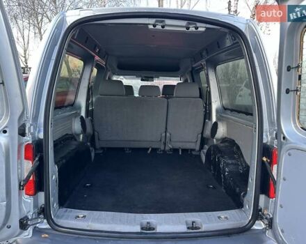 Серый Фольксваген Кадди, объемом двигателя 1.6 л и пробегом 279 тыс. км за 6500 $, фото 7 на Automoto.ua