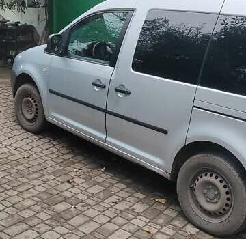 Серый Фольксваген Кадди, объемом двигателя 2 л и пробегом 280 тыс. км за 7300 $, фото 2 на Automoto.ua