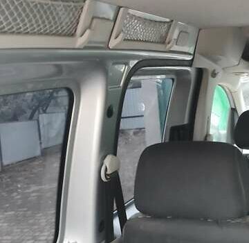 Серый Фольксваген Кадди, объемом двигателя 2 л и пробегом 280 тыс. км за 7300 $, фото 7 на Automoto.ua