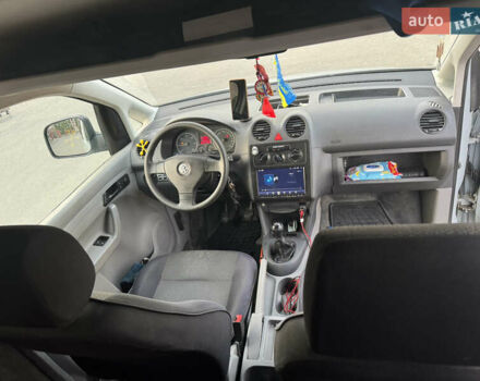 Серый Фольксваген Кадди, объемом двигателя 1.9 л и пробегом 255 тыс. км за 7850 $, фото 17 на Automoto.ua