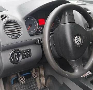 Серый Фольксваген Кадди, объемом двигателя 2 л и пробегом 280 тыс. км за 7300 $, фото 12 на Automoto.ua