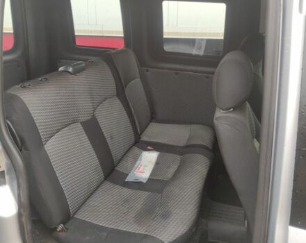 Серый Фольксваген Кадди, объемом двигателя 1.9 л и пробегом 300 тыс. км за 5900 $, фото 1 на Automoto.ua