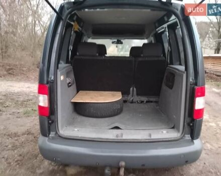 Серый Фольксваген Кадди, объемом двигателя 1.6 л и пробегом 256 тыс. км за 5500 $, фото 9 на Automoto.ua