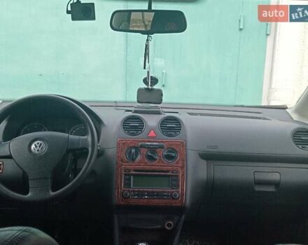 Серый Фольксваген Кадди, объемом двигателя 1.97 л и пробегом 246 тыс. км за 6500 $, фото 3 на Automoto.ua