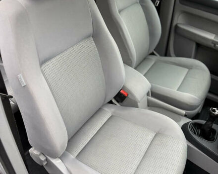 Сірий Фольксваген Кадді, об'ємом двигуна 1.9 л та пробігом 275 тис. км за 10850 $, фото 107 на Automoto.ua