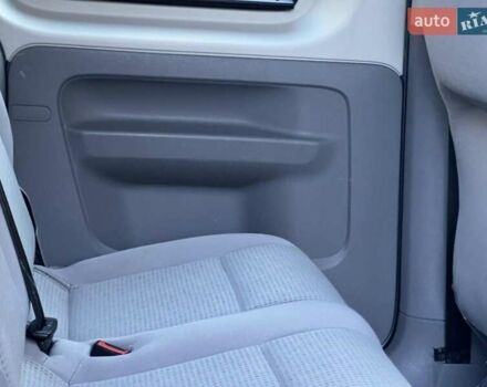 Сірий Фольксваген Кадді, об'ємом двигуна 1.6 л та пробігом 240 тис. км за 9000 $, фото 55 на Automoto.ua