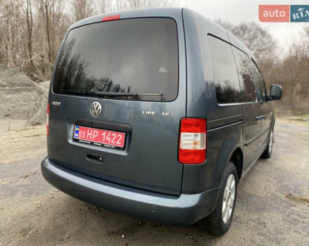 Серый Фольксваген Кадди, объемом двигателя 1.6 л и пробегом 172 тыс. км за 7899 $, фото 5 на Automoto.ua