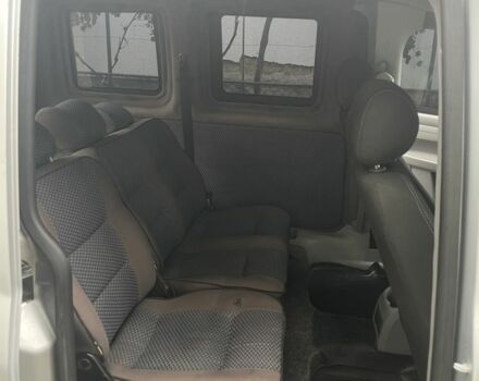 Сірий Фольксваген Кадді, об'ємом двигуна 2 л та пробігом 360 тис. км за 5500 $, фото 7 на Automoto.ua