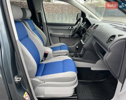 Серый Фольксваген Кадди, объемом двигателя 1.4 л и пробегом 221 тыс. км за 7900 $, фото 8 на Automoto.ua