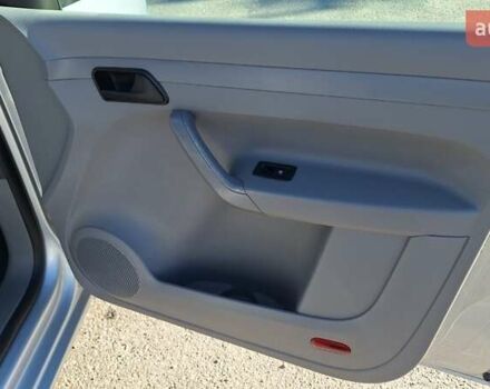 Сірий Фольксваген Кадді, об'ємом двигуна 1.9 л та пробігом 277 тис. км за 8500 $, фото 7 на Automoto.ua