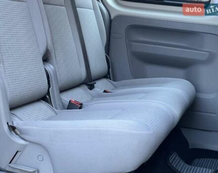 Сірий Фольксваген Кадді, об'ємом двигуна 1.6 л та пробігом 240 тис. км за 9000 $, фото 53 на Automoto.ua