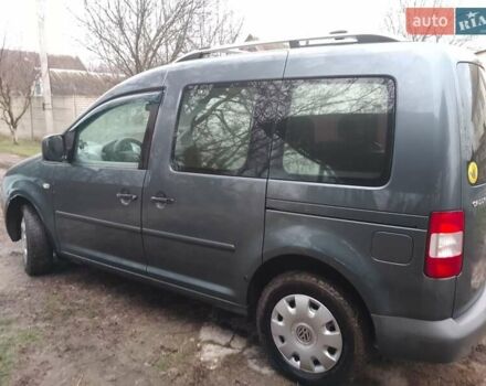 Серый Фольксваген Кадди, объемом двигателя 1.6 л и пробегом 256 тыс. км за 5500 $, фото 4 на Automoto.ua