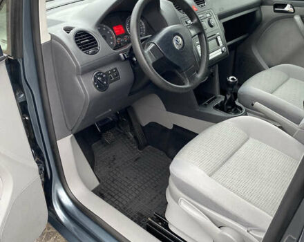 Серый Фольксваген Кадди, объемом двигателя 1.6 л и пробегом 172 тыс. км за 7899 $, фото 10 на Automoto.ua