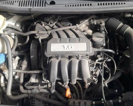Сірий Фольксваген Кадді, об'ємом двигуна 1.6 л та пробігом 277 тис. км за 7200 $, фото 5 на Automoto.ua