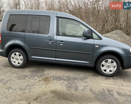 Серый Фольксваген Кадди, объемом двигателя 1.6 л и пробегом 172 тыс. км за 7899 $, фото 3 на Automoto.ua