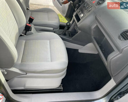 Сірий Фольксваген Кадді, об'ємом двигуна 2 л та пробігом 288 тис. км за 6500 $, фото 15 на Automoto.ua