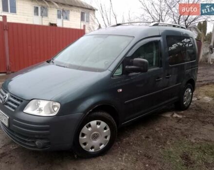 Серый Фольксваген Кадди, объемом двигателя 1.6 л и пробегом 256 тыс. км за 5500 $, фото 5 на Automoto.ua