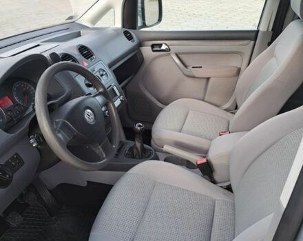 Сірий Фольксваген Кадді, об'ємом двигуна 1.9 л та пробігом 210 тис. км за 2150 $, фото 7 на Automoto.ua