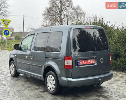 Сірий Фольксваген Кадді, об'ємом двигуна 1.6 л та пробігом 203 тис. км за 7200 $, фото 5 на Automoto.ua