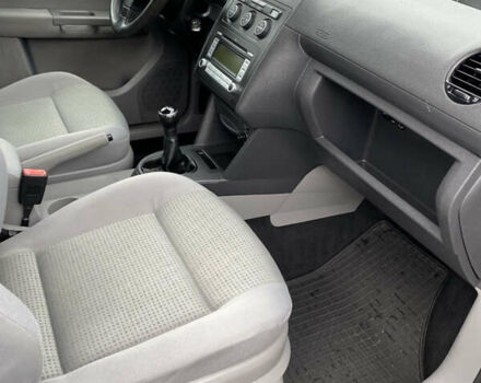 Серый Фольксваген Кадди, объемом двигателя 1.6 л и пробегом 172 тыс. км за 7899 $, фото 23 на Automoto.ua