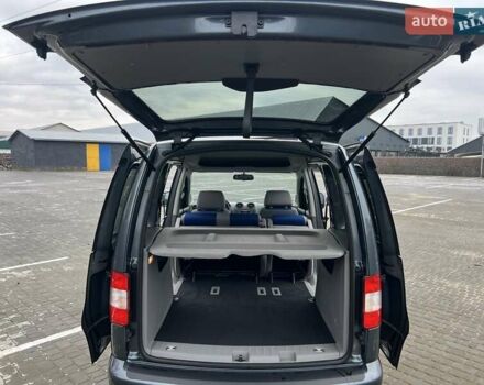 Серый Фольксваген Кадди, объемом двигателя 1.4 л и пробегом 221 тыс. км за 7900 $, фото 16 на Automoto.ua