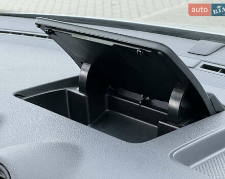 Фольксваген Кадди 2009 в Житомире на Automoto.ua Серый Фольксваген Кадди, объемом двигателя 1.6 л и пробегом 139 тыс. км за 9299 $, фото 40 на Automoto.ua