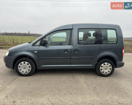 Серый Фольксваген Кадди, объемом двигателя 1.39 л и пробегом 209 тыс. км за 7200 $, фото 2 на Automoto.ua