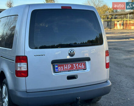 Сірий Фольксваген Кадді, об'ємом двигуна 1.4 л та пробігом 193 тис. км за 6550 $, фото 11 на Automoto.ua