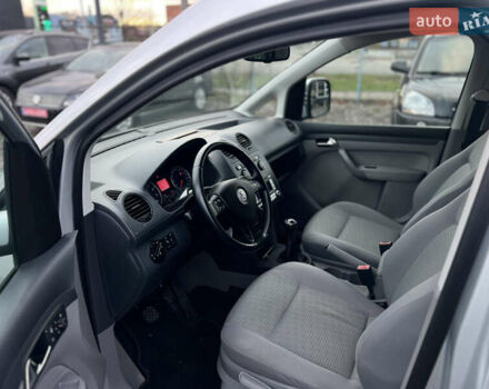 Серый Фольксваген Кадди, объемом двигателя 1.6 л и пробегом 220 тыс. км за 7999 $, фото 20 на Automoto.ua