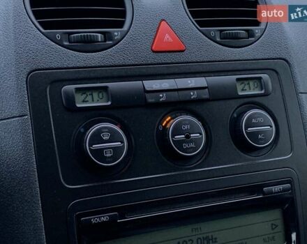 Серый Фольксваген Кадди, объемом двигателя 1.6 л и пробегом 223 тыс. км за 8255 $, фото 46 на Automoto.ua