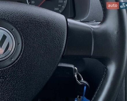 Серый Фольксваген Кадди, объемом двигателя 1.6 л и пробегом 223 тыс. км за 8255 $, фото 40 на Automoto.ua