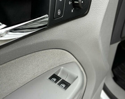 Серый Фольксваген Кадди, объемом двигателя 1.4 л и пробегом 187 тыс. км за 7700 $, фото 16 на Automoto.ua