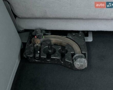 Серый Фольксваген Кадди, объемом двигателя 1.6 л и пробегом 223 тыс. км за 8255 $, фото 27 на Automoto.ua