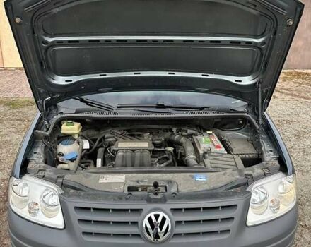 Серый Фольксваген Кадди, объемом двигателя 1.6 л и пробегом 194 тыс. км за 9000 $, фото 23 на Automoto.ua