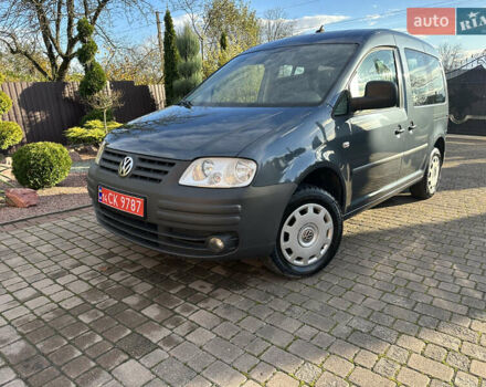 Серый Фольксваген Кадди, объемом двигателя 1.6 л и пробегом 189 тыс. км за 6950 $, фото 1 на Automoto.ua