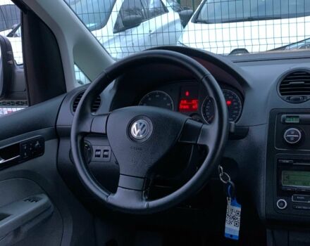 Сірий Фольксваген Кадді, об'ємом двигуна 1.6 л та пробігом 223 тис. км за 8255 $, фото 14 на Automoto.ua